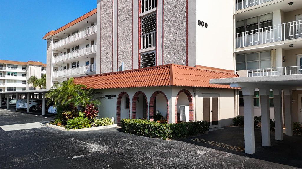 listing image 64
