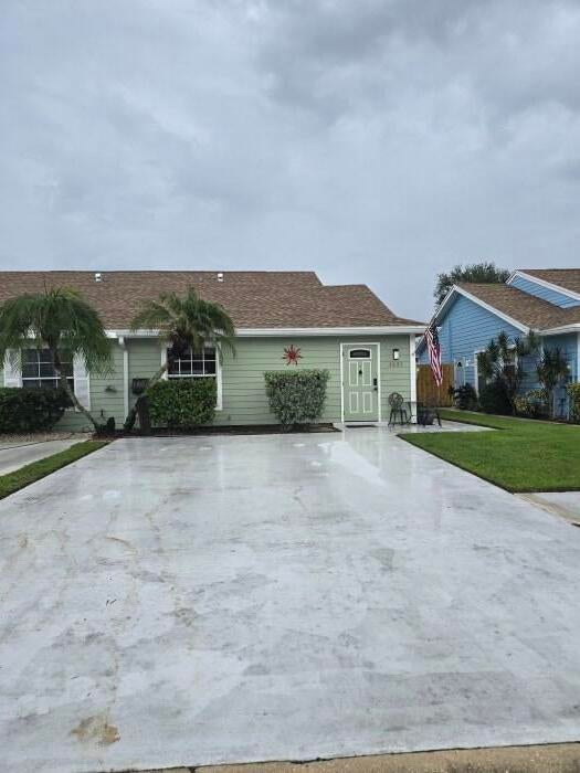 1461 ROYAL FOREST Court