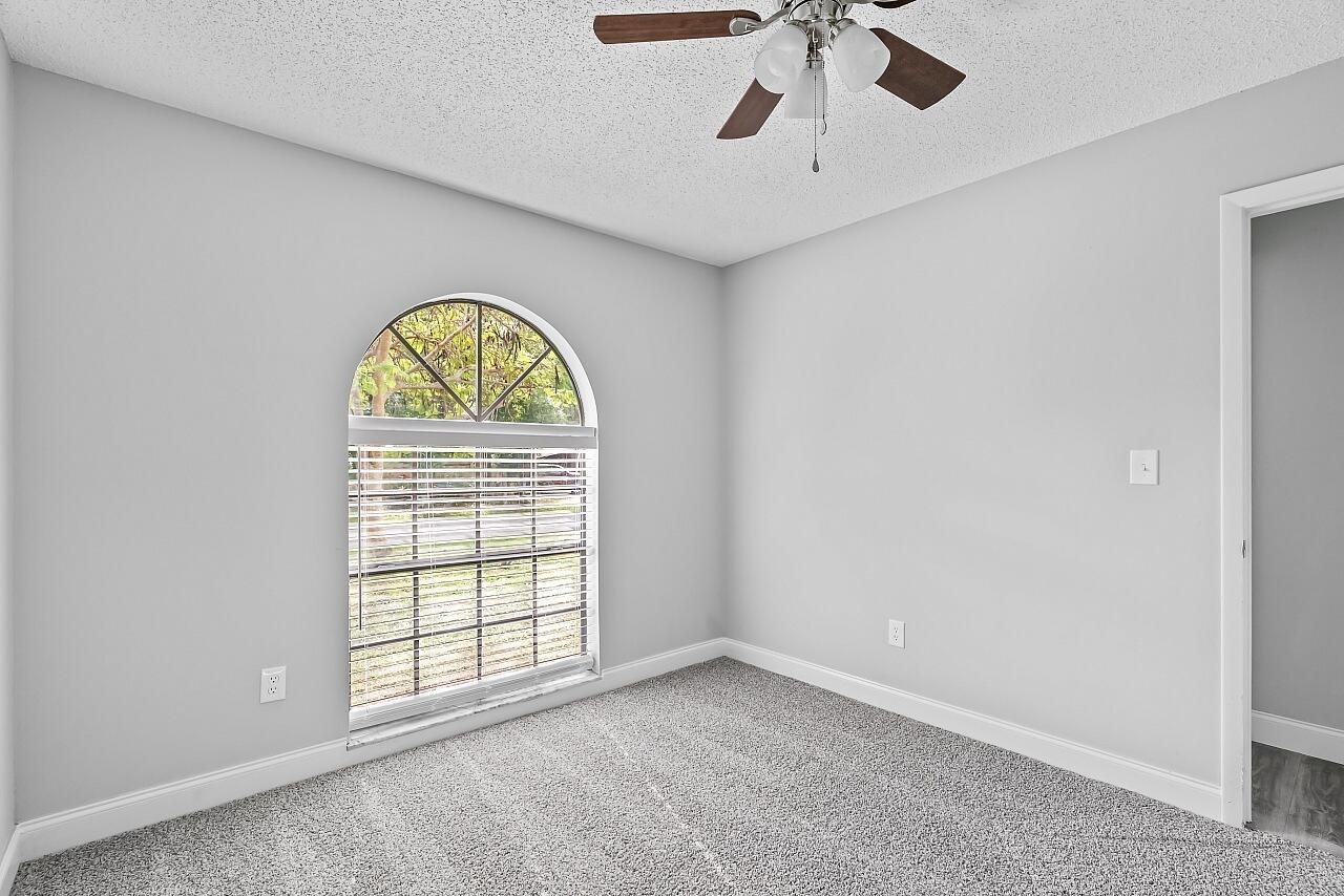 SEBASTIAN HIGHLANDS UNIT - Residential