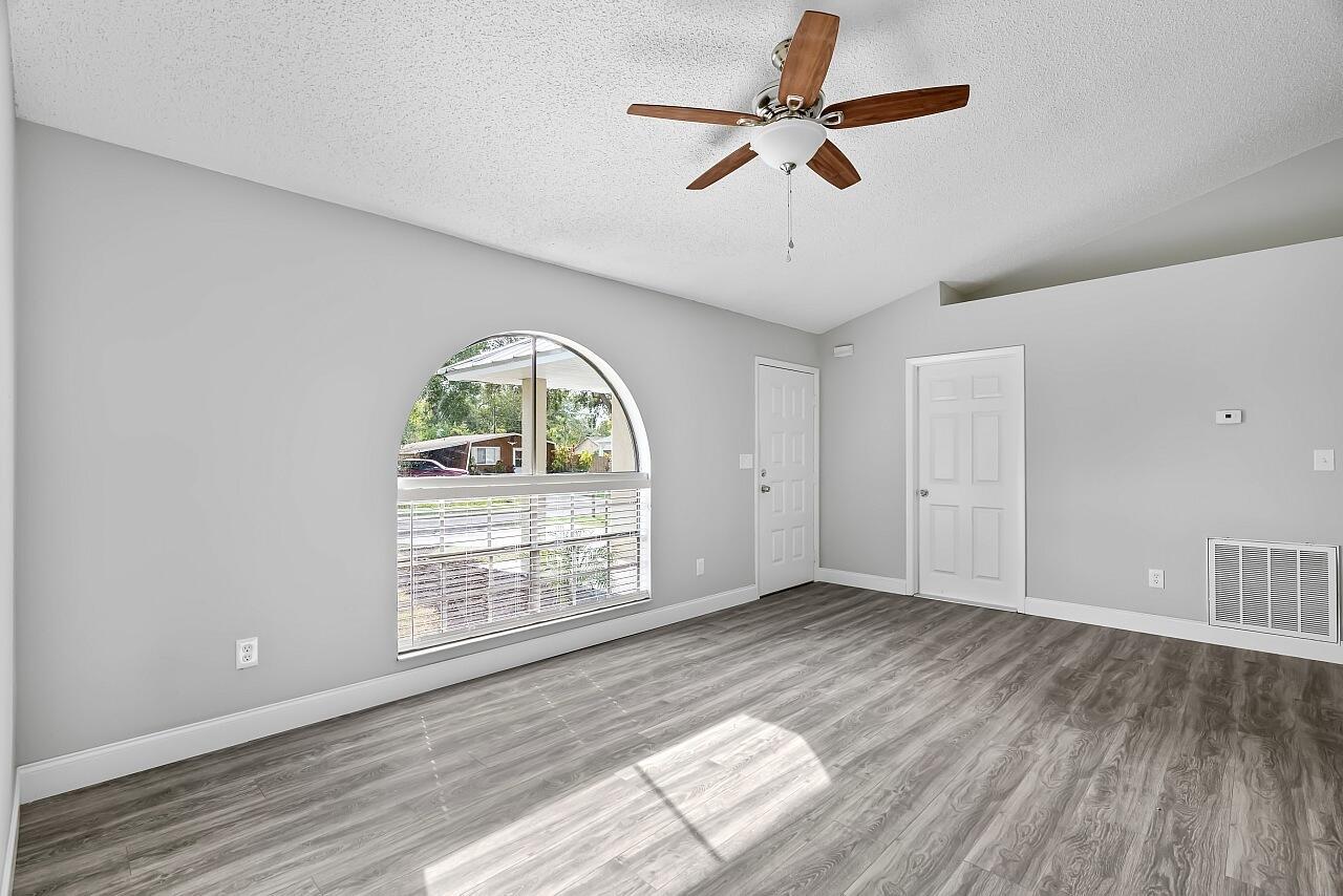 SEBASTIAN HIGHLANDS UNIT - Residential