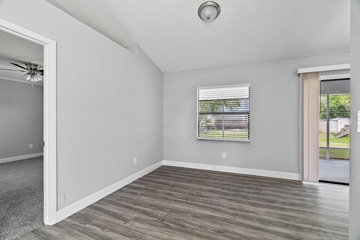 SEBASTIAN HIGHLANDS UNIT 5 - Residential