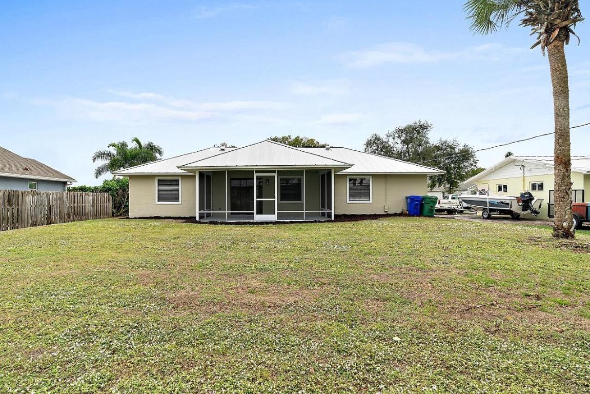 SEBASTIAN HIGHLANDS UNIT 5 - Residential