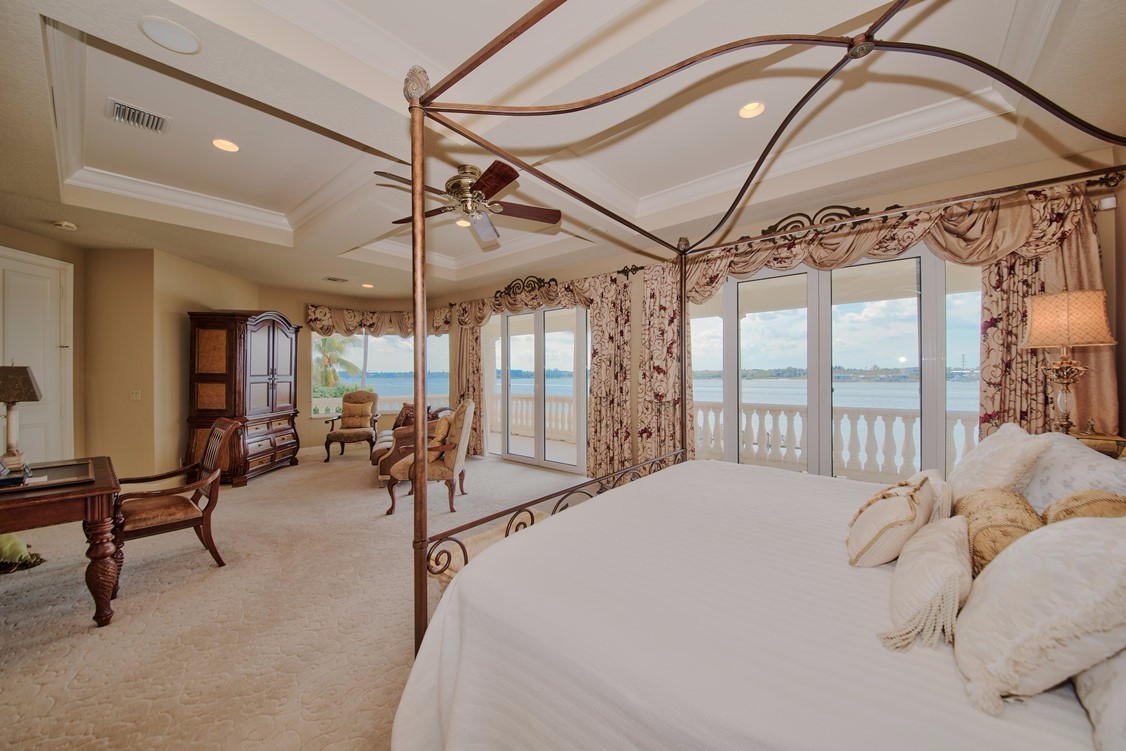 POINT MANALAPAN 9 - Residential