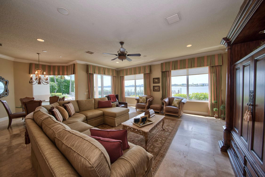 POINT MANALAPAN 9 - Residential