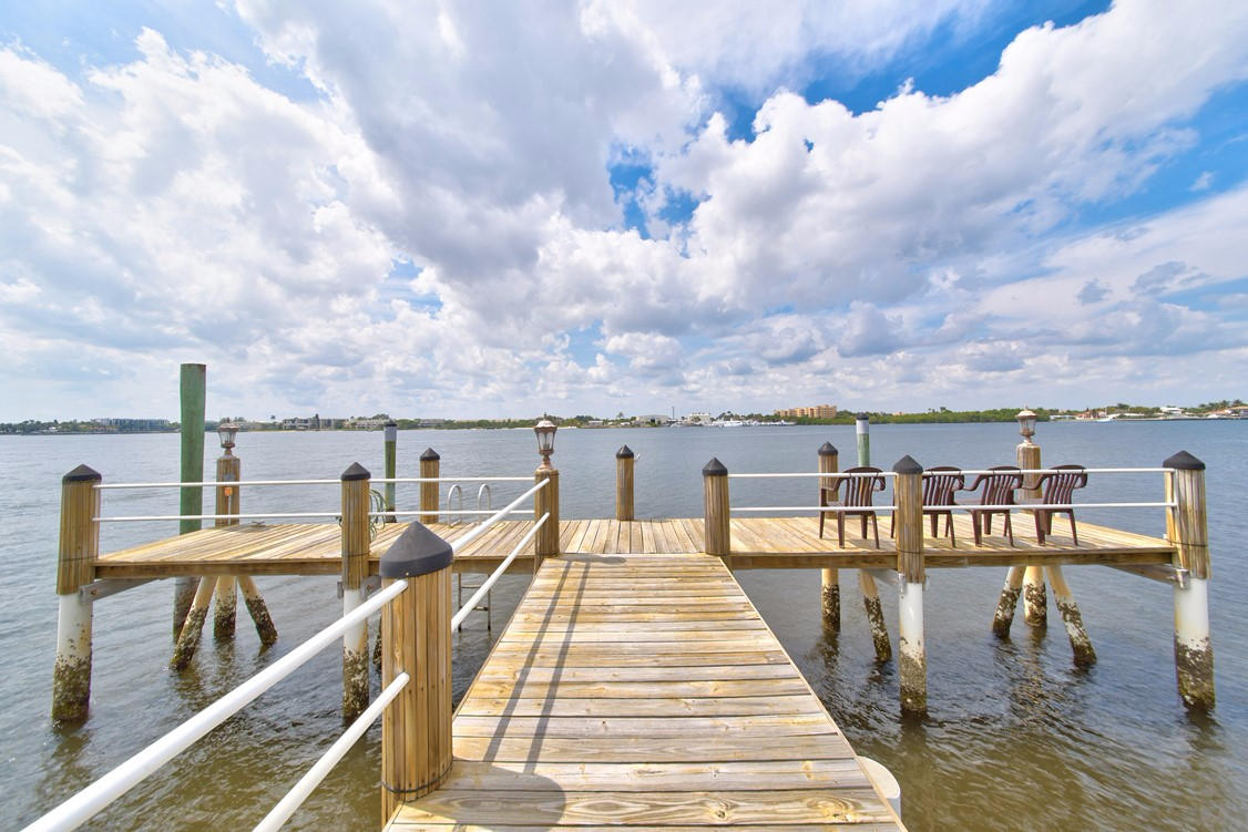 POINT MANALAPAN 9 - Residential