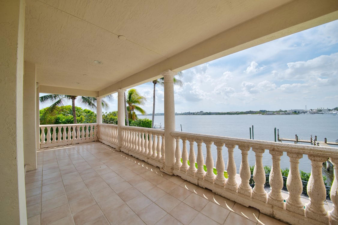 POINT MANALAPAN 9 - Residential