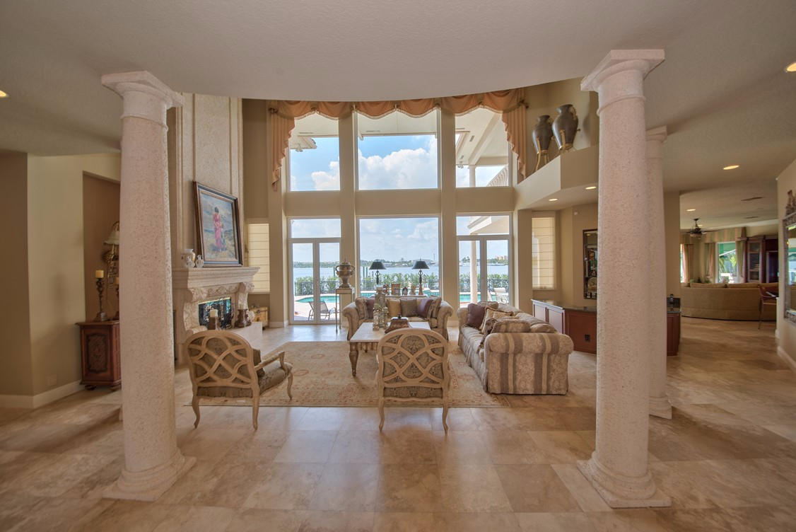 POINT MANALAPAN 9 - Residential