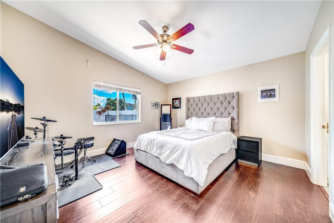 Olympia & York Residentia - Residential