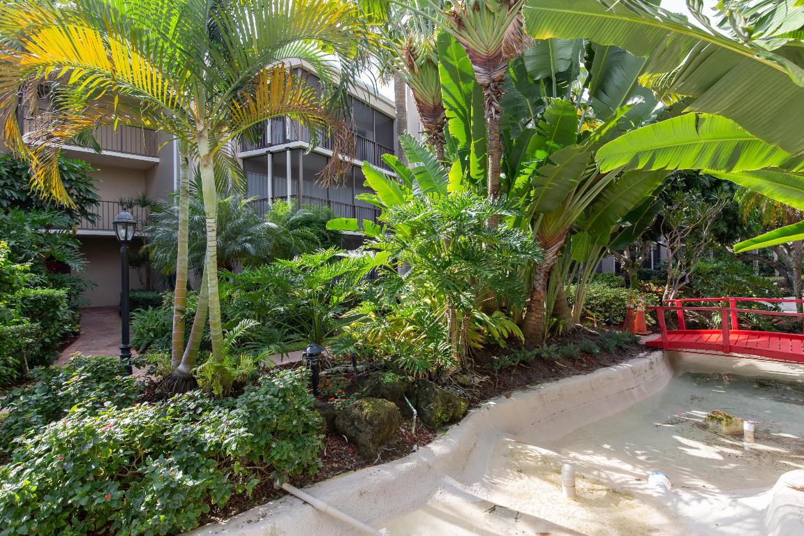 SOUTHGATE CONDO - Residential