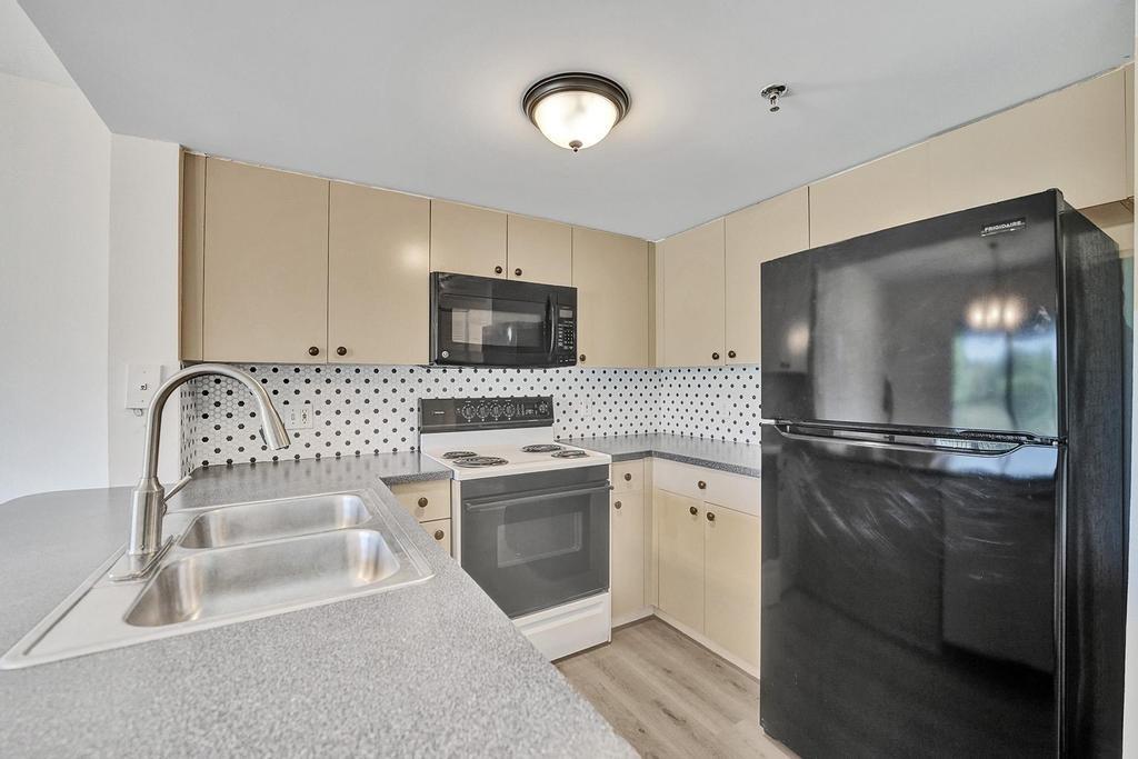 TANGERINE - Residential