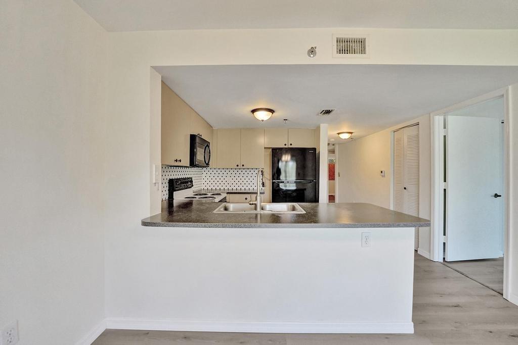 TANGERINE - Residential