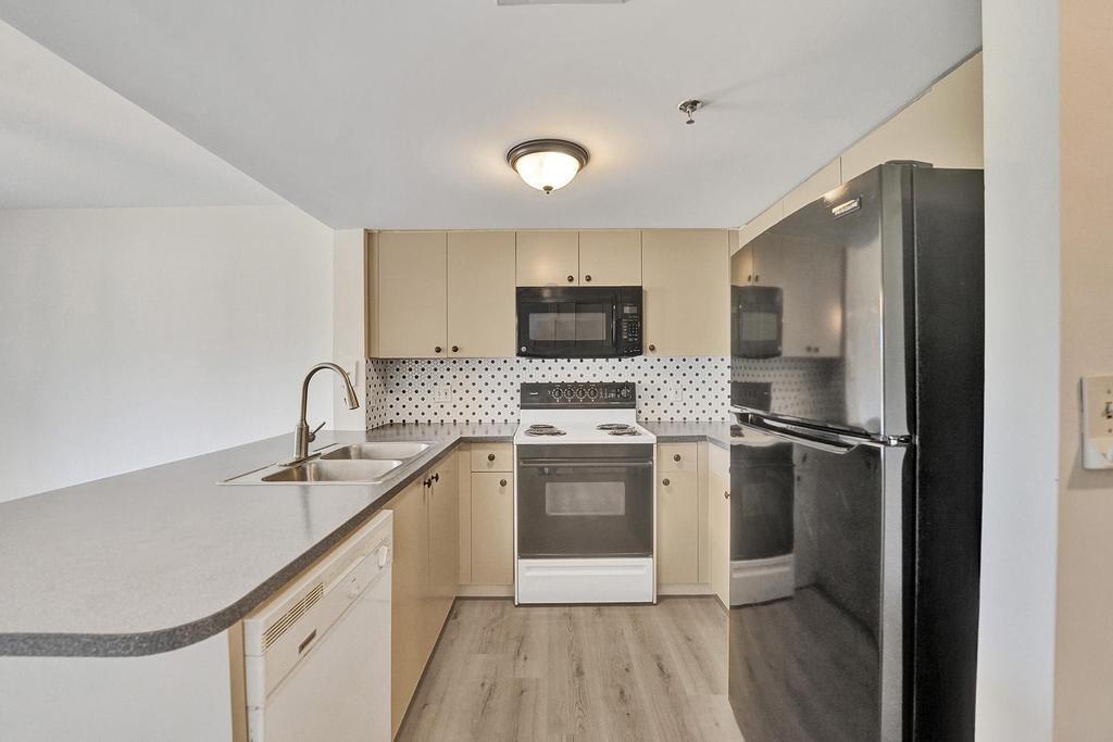 TANGERINE - Residential