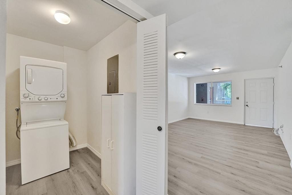TANGERINE - Residential