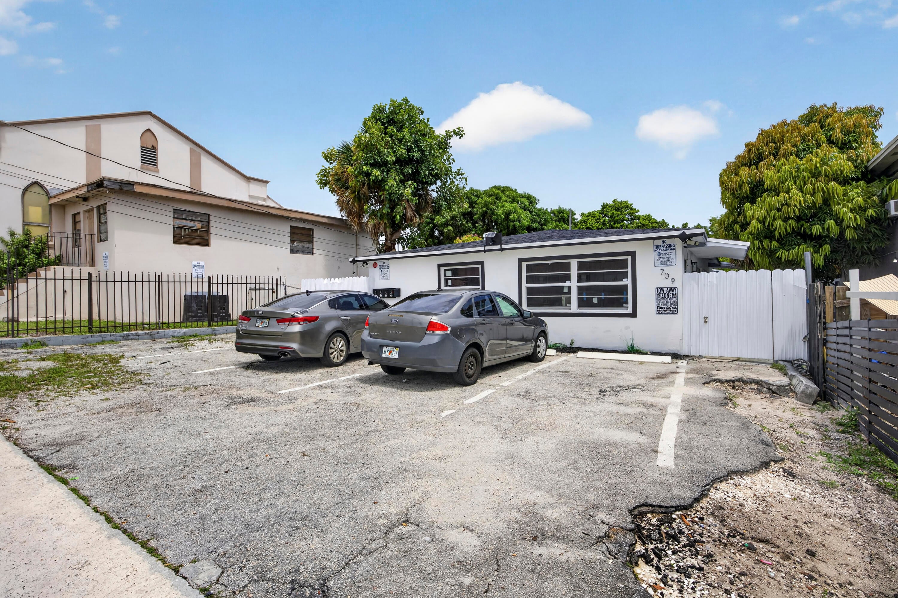709 13TH Street