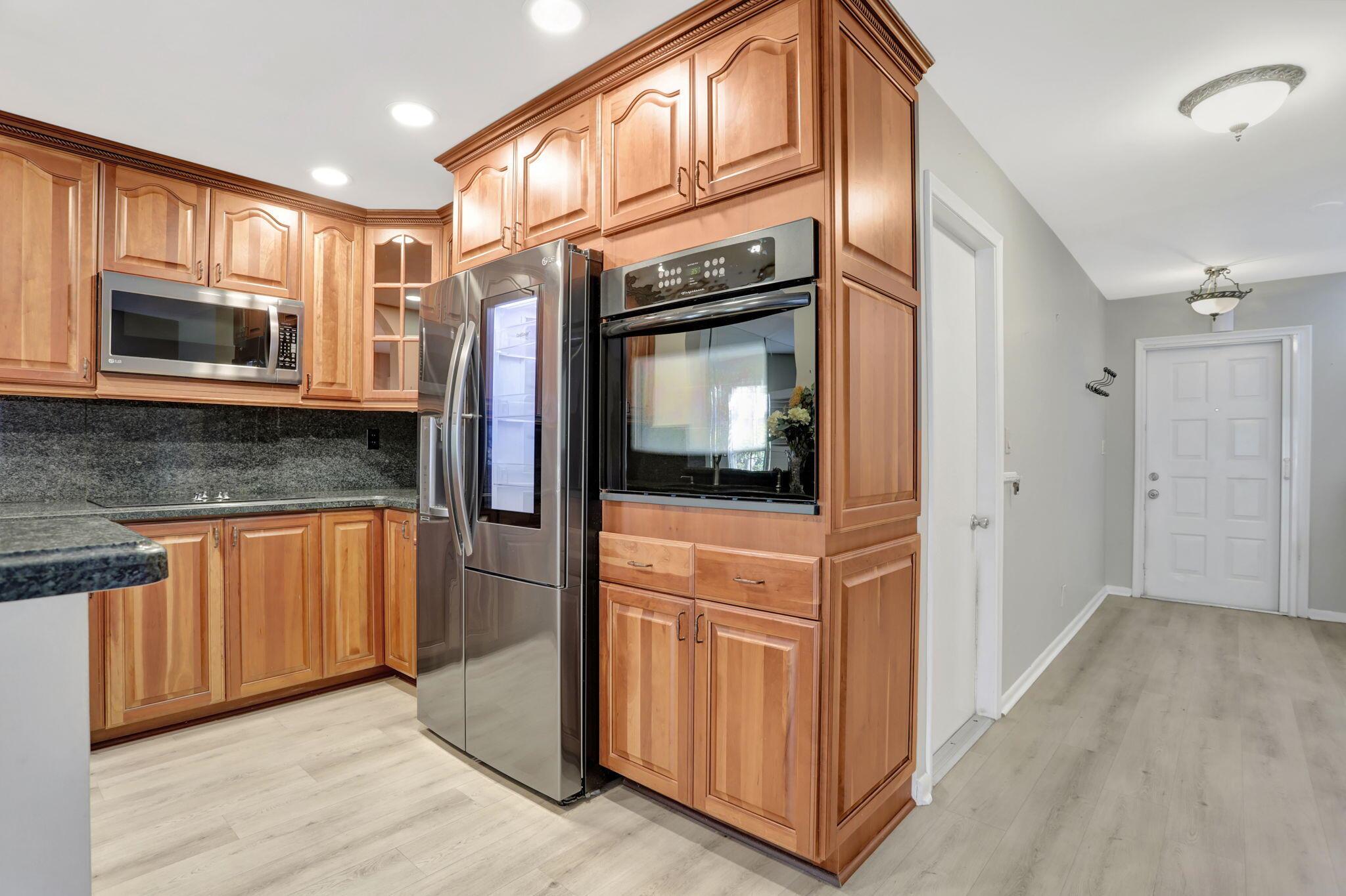 OCEAN CLUB TOWNHOMES COND - Residential