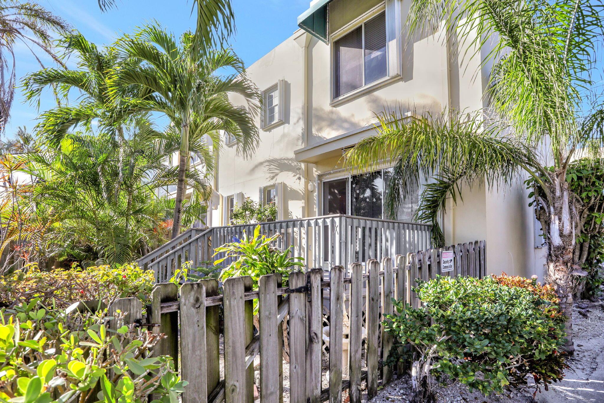 OCEAN CLUB TOWNHOMES COND - Residential