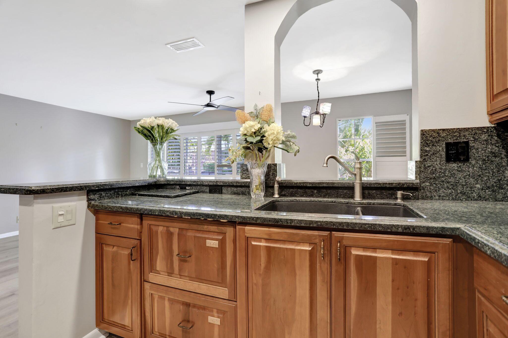 OCEAN CLUB TOWNHOMES COND - Residential