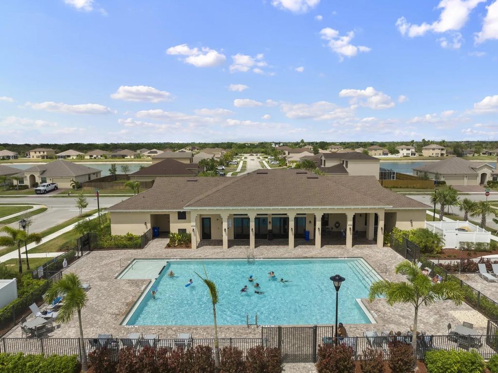 Photo of 9945 E Villa Circle #9945, Vero Beach, FL 32966 (MLS # R11164684)