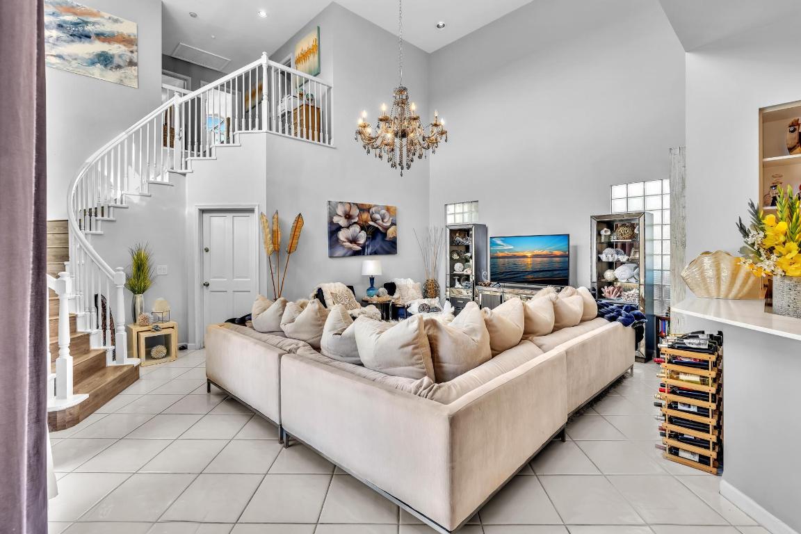 SANTA BARBARA - Residential