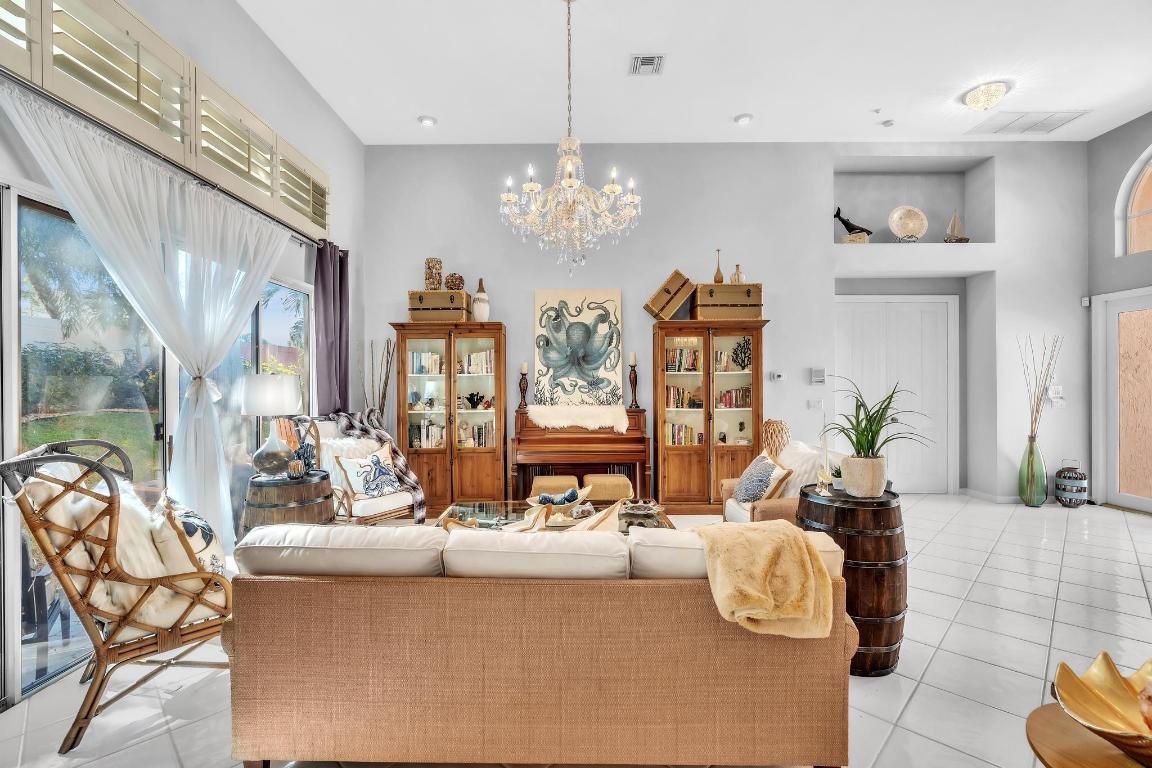 SANTA BARBARA - Residential