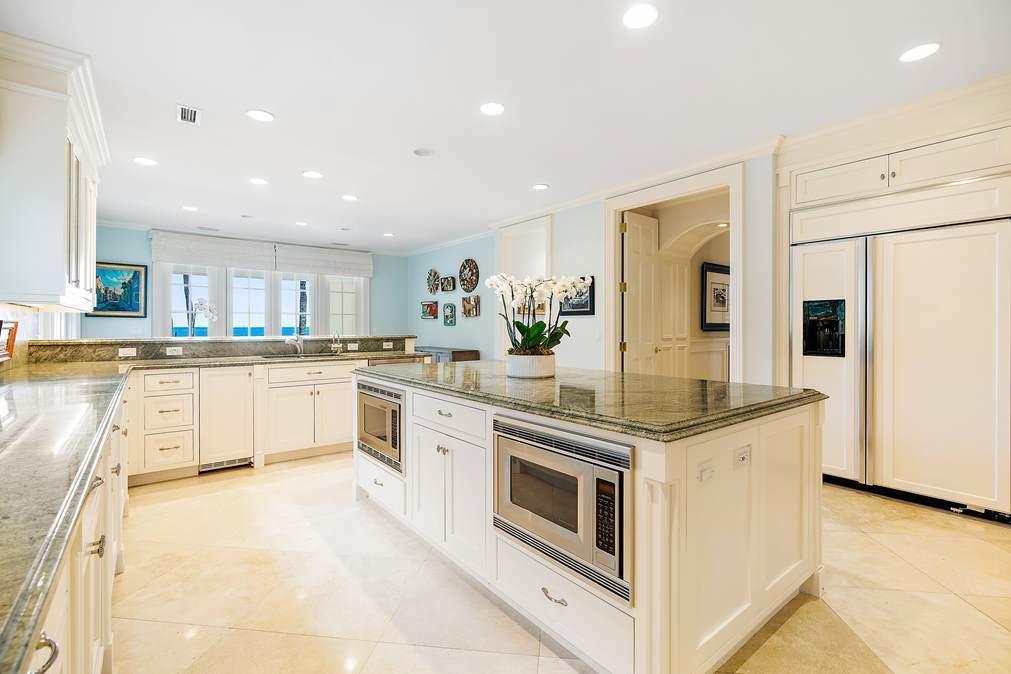 OLD PORT VILLAGE NO 3 IN - Residential