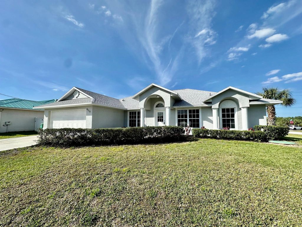Photo of 6115 NW Ginger Lane, Port Saint Lucie, FL 34986 (MLS # R10963962)