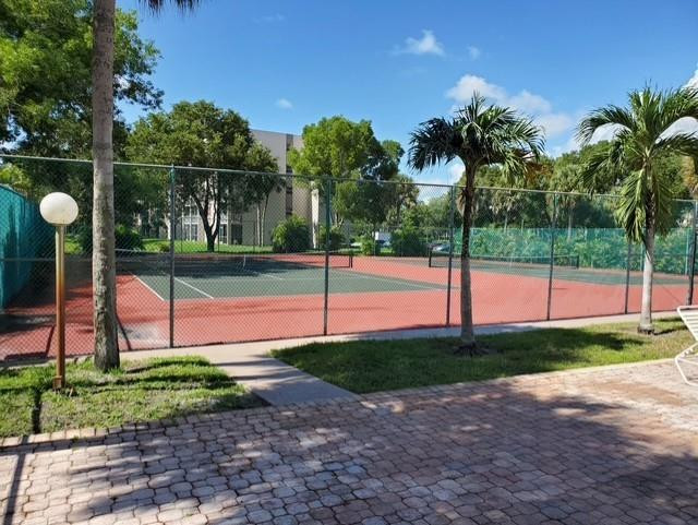 RAMBLEWOOD SOUTH - Residential Lease