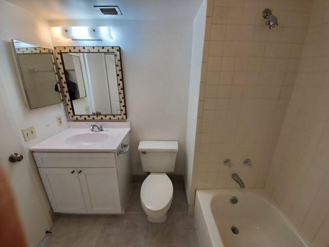 RAMBLEWOOD SOUTH - Residential Lease