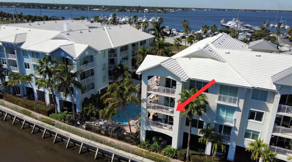 Photo of 275 NW Flagler Avenue #304, Stuart, FL 34994 (MLS # R10963906)