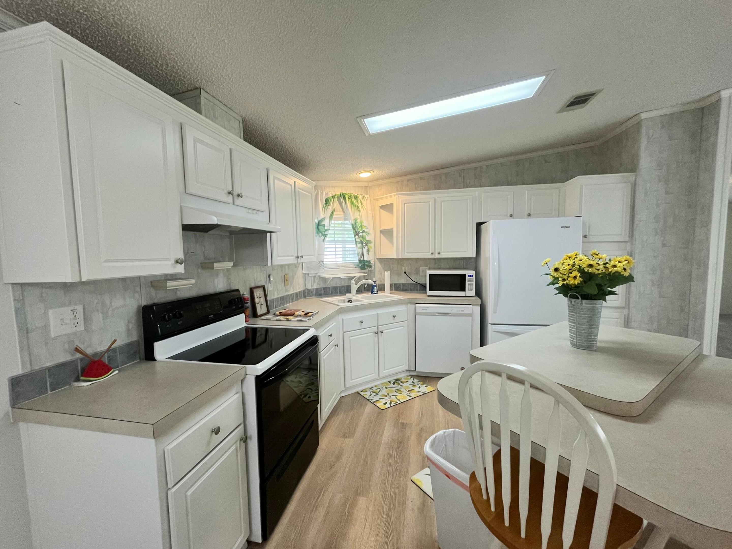 OUSLEY ESTATES - Residential