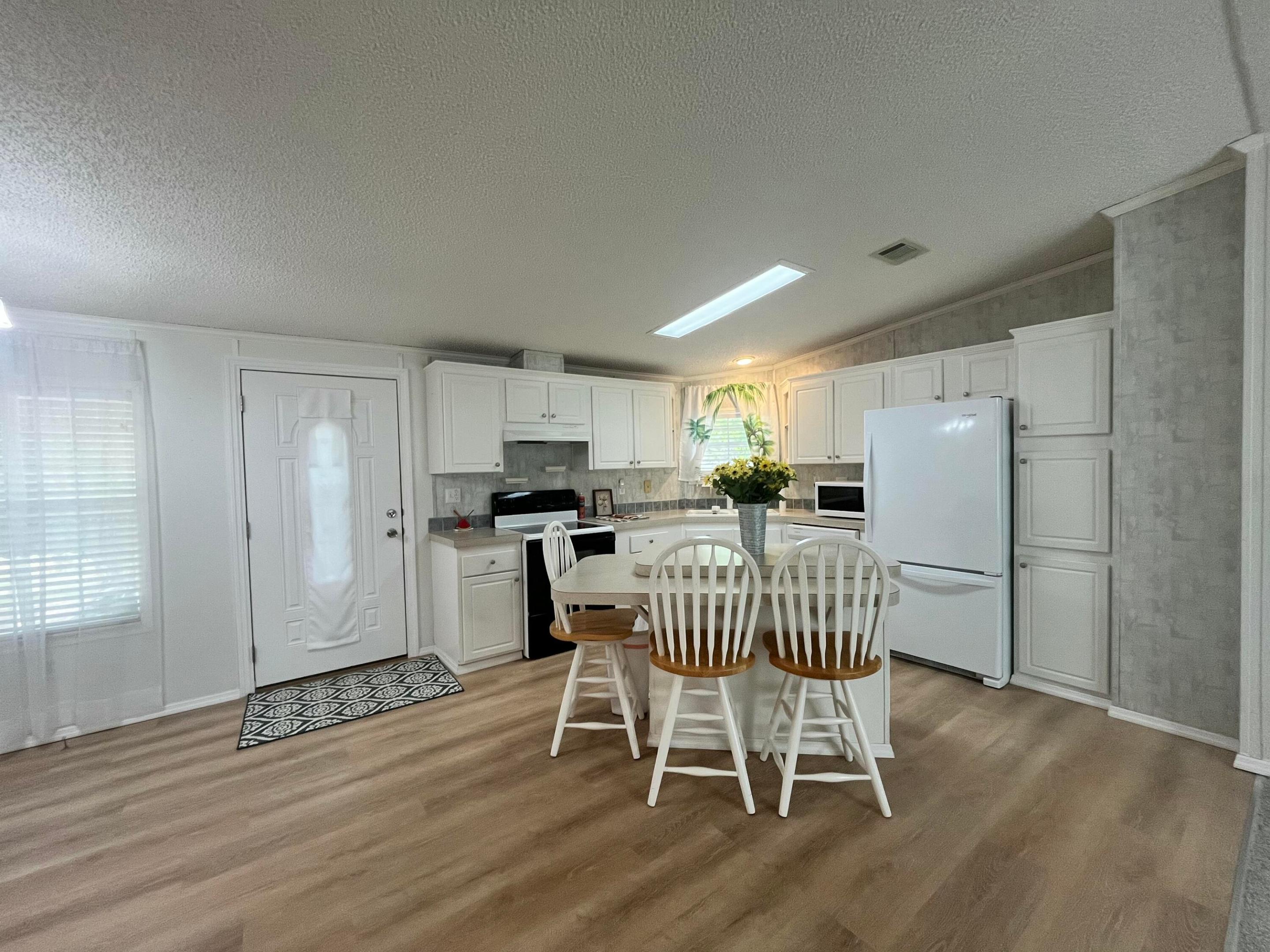 OUSLEY ESTATES - Residential