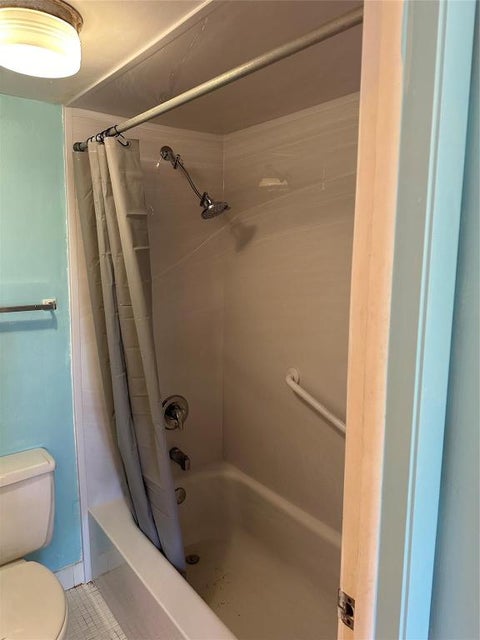 Tiny photo for 1100 NW 87th Avenue #405, Coral Springs, FL 33071 (MLS # R11156396)