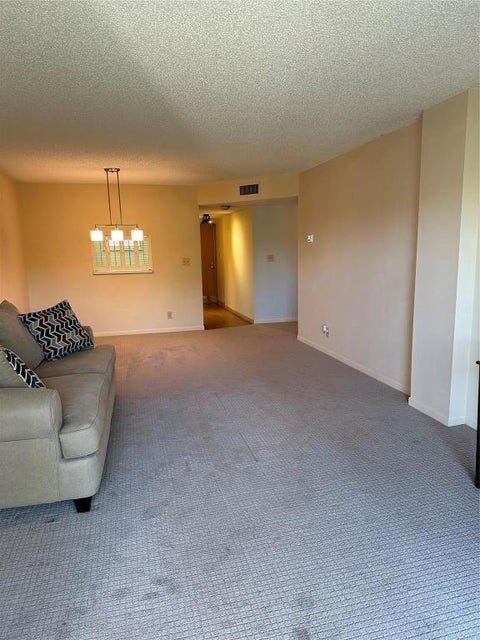 Tiny photo for 1100 NW 87th Avenue #405, Coral Springs, FL 33071 (MLS # R11156396)