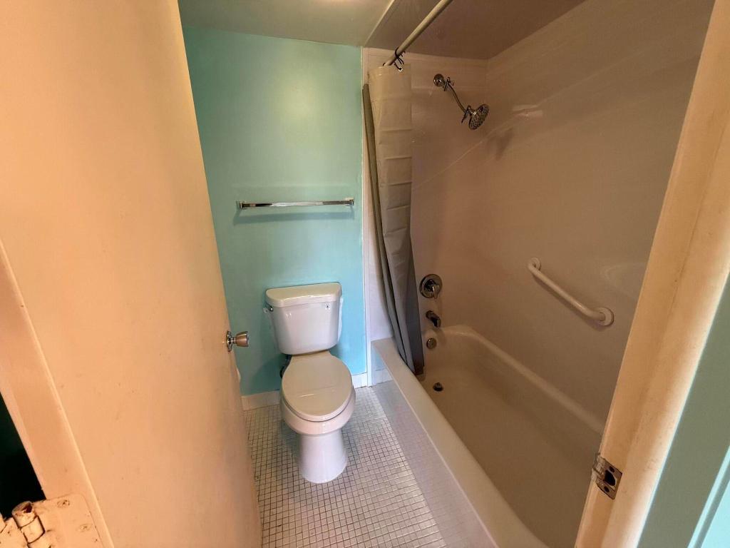 Sherwood Square - Residential