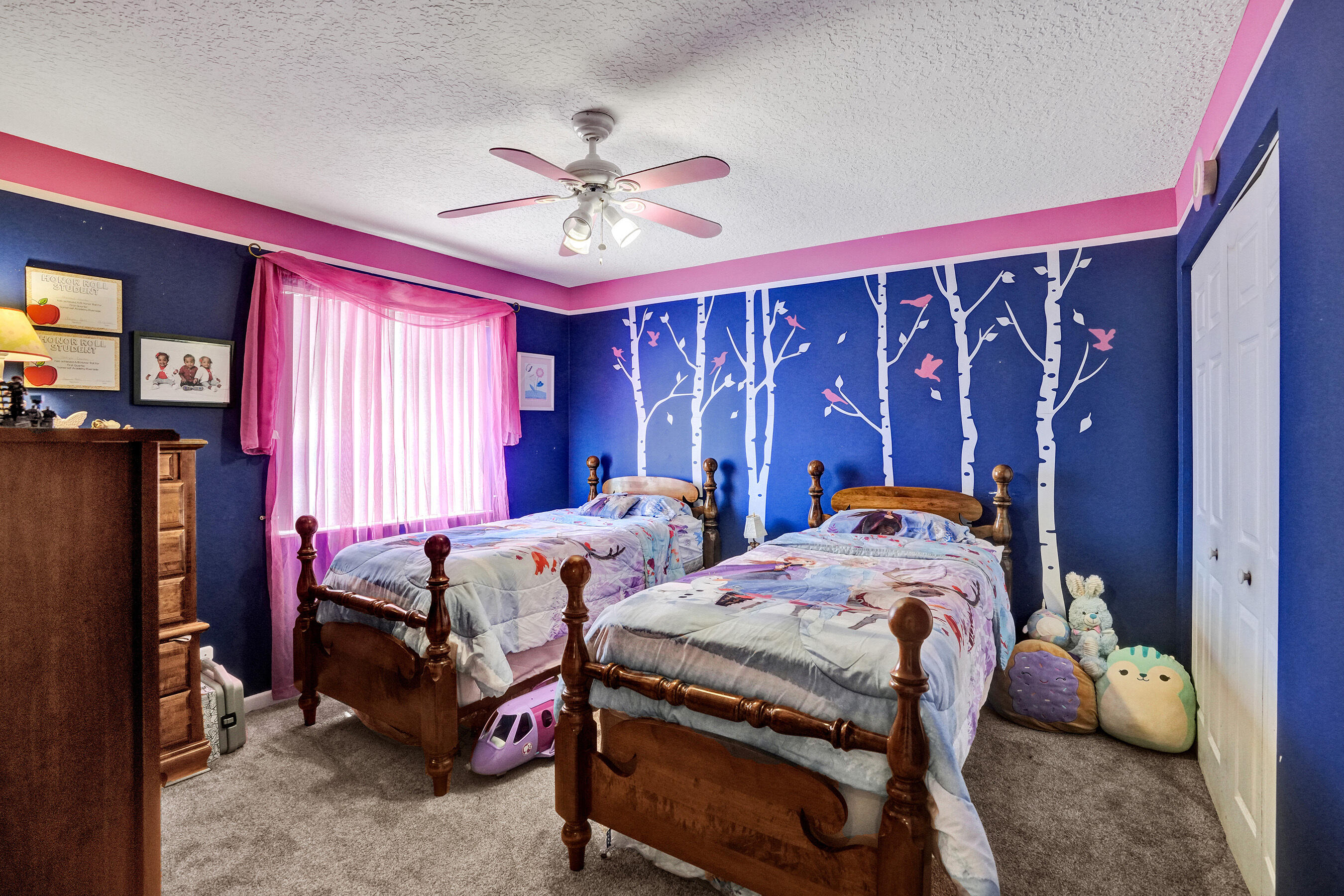 HOLIDAY SPRINGS EAST - Residential