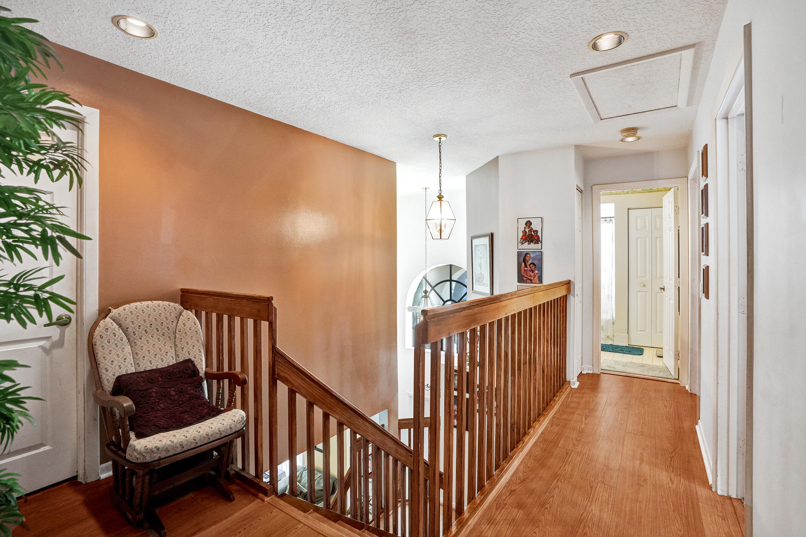 HOLIDAY SPRINGS EAST - Residential