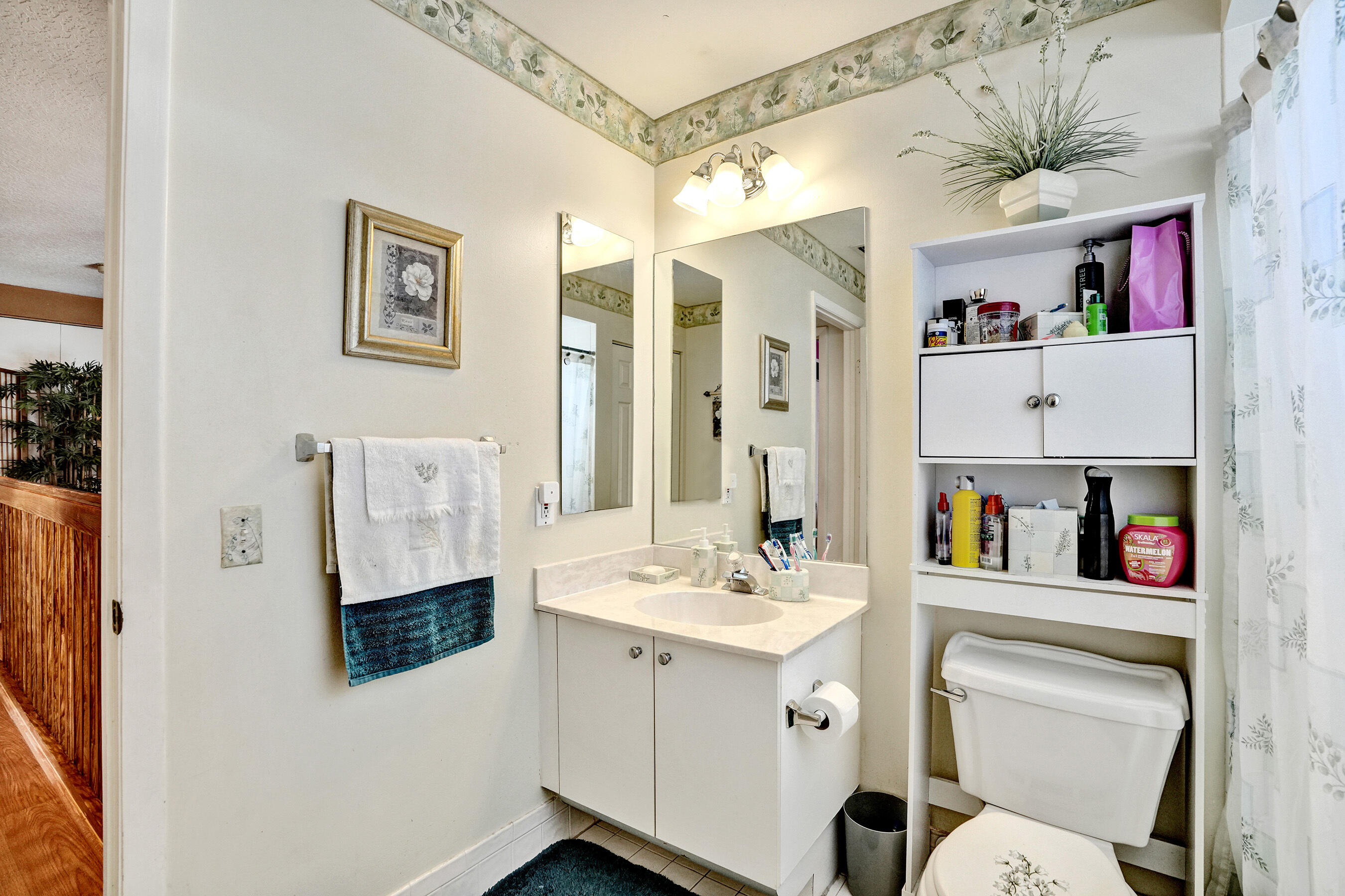 HOLIDAY SPRINGS EAST - Residential
