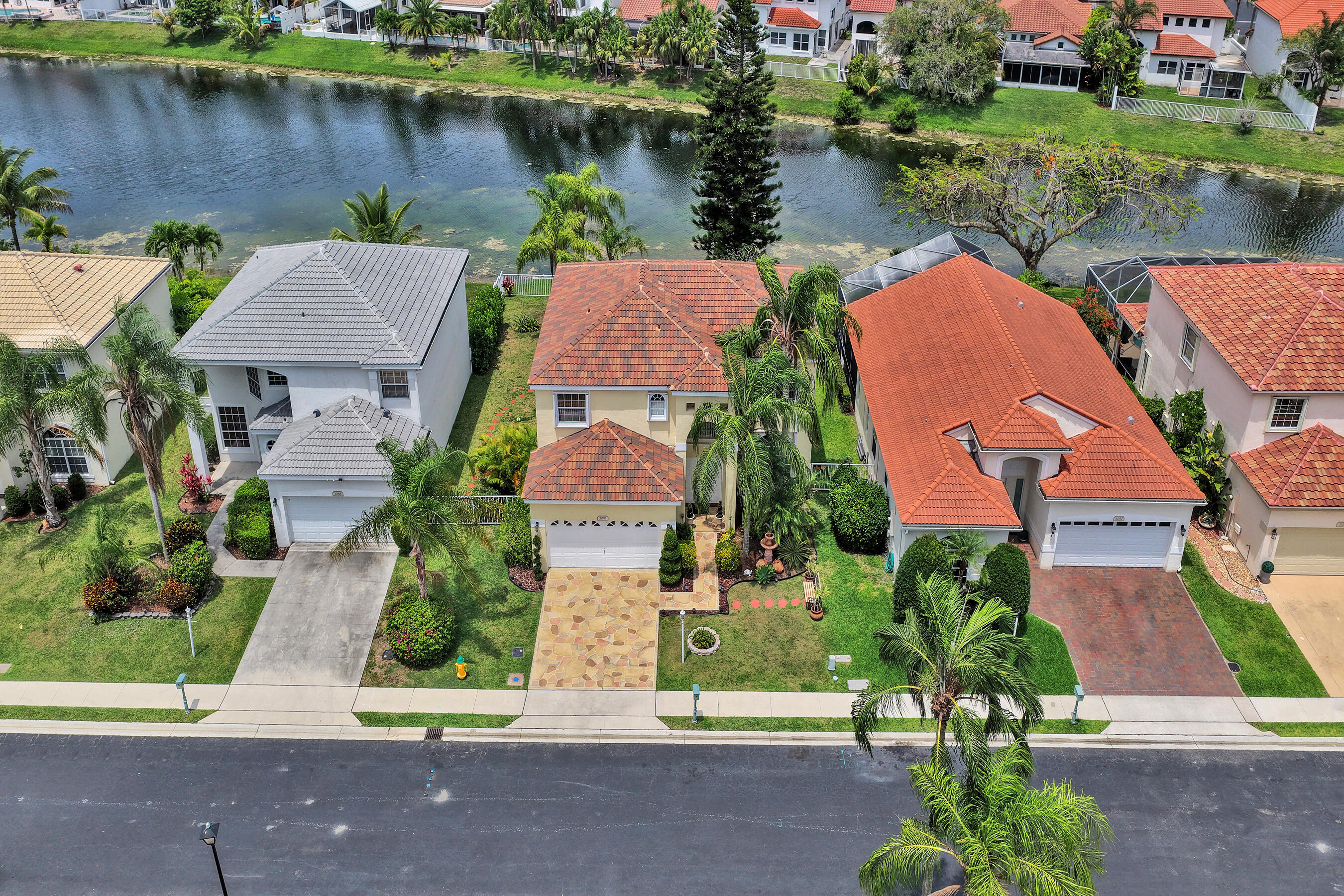 HOLIDAY SPRINGS EAST - Residential