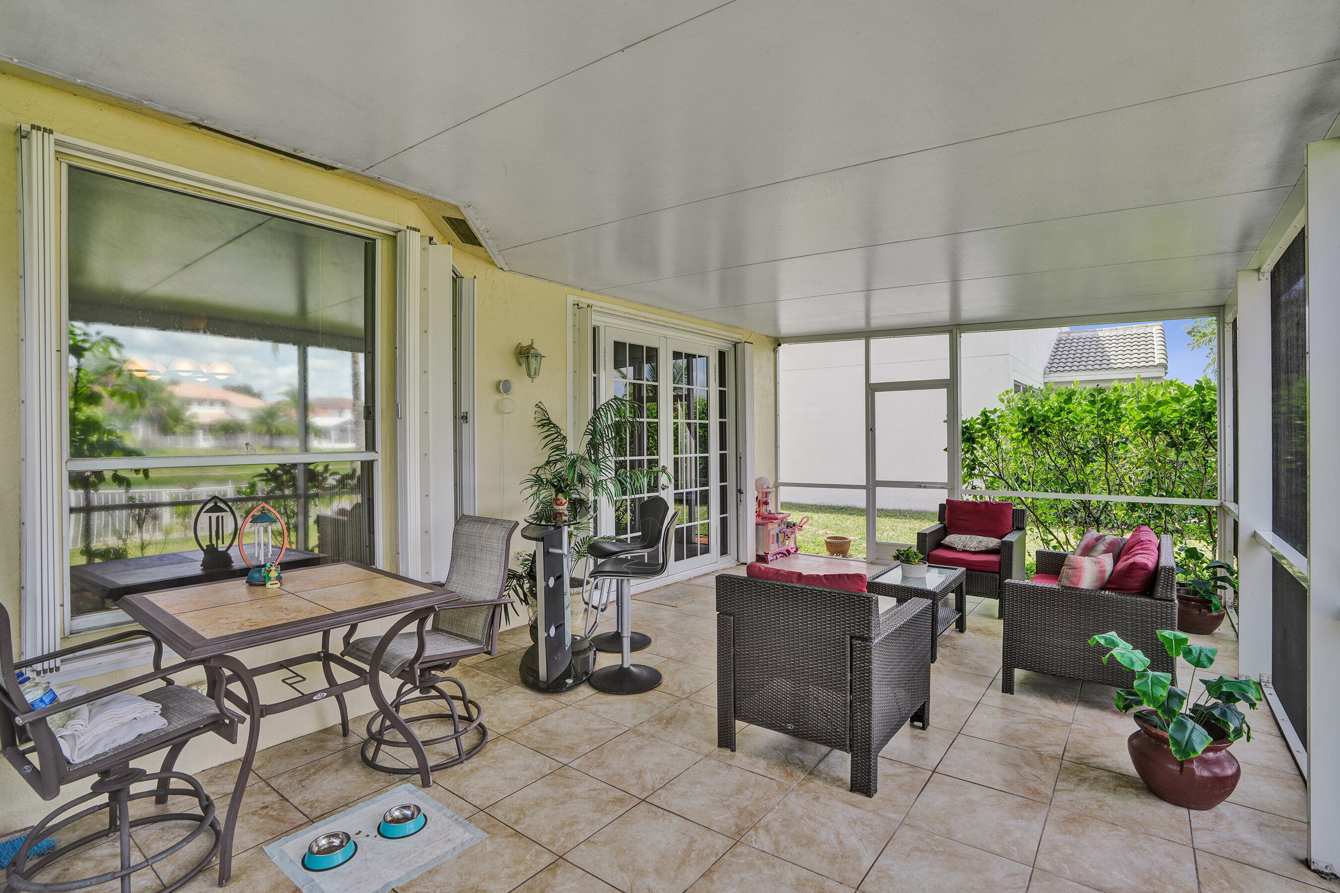 HOLIDAY SPRINGS EAST - Residential