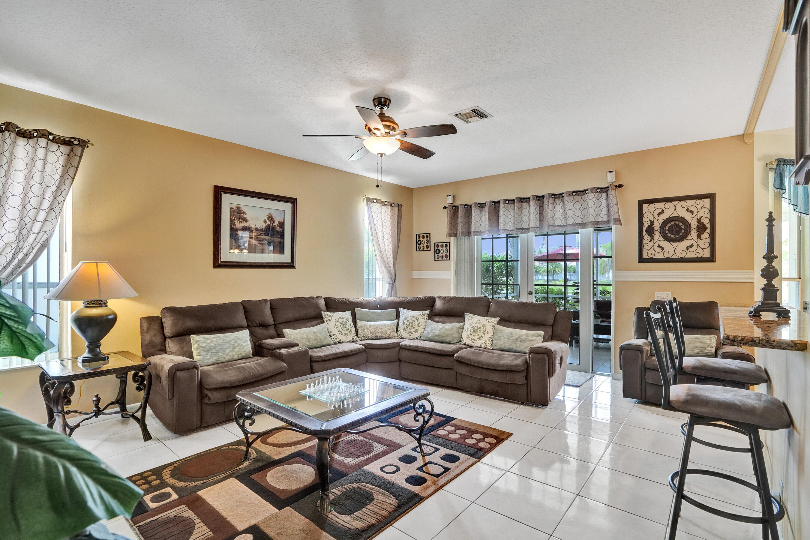 HOLIDAY SPRINGS EAST - Residential