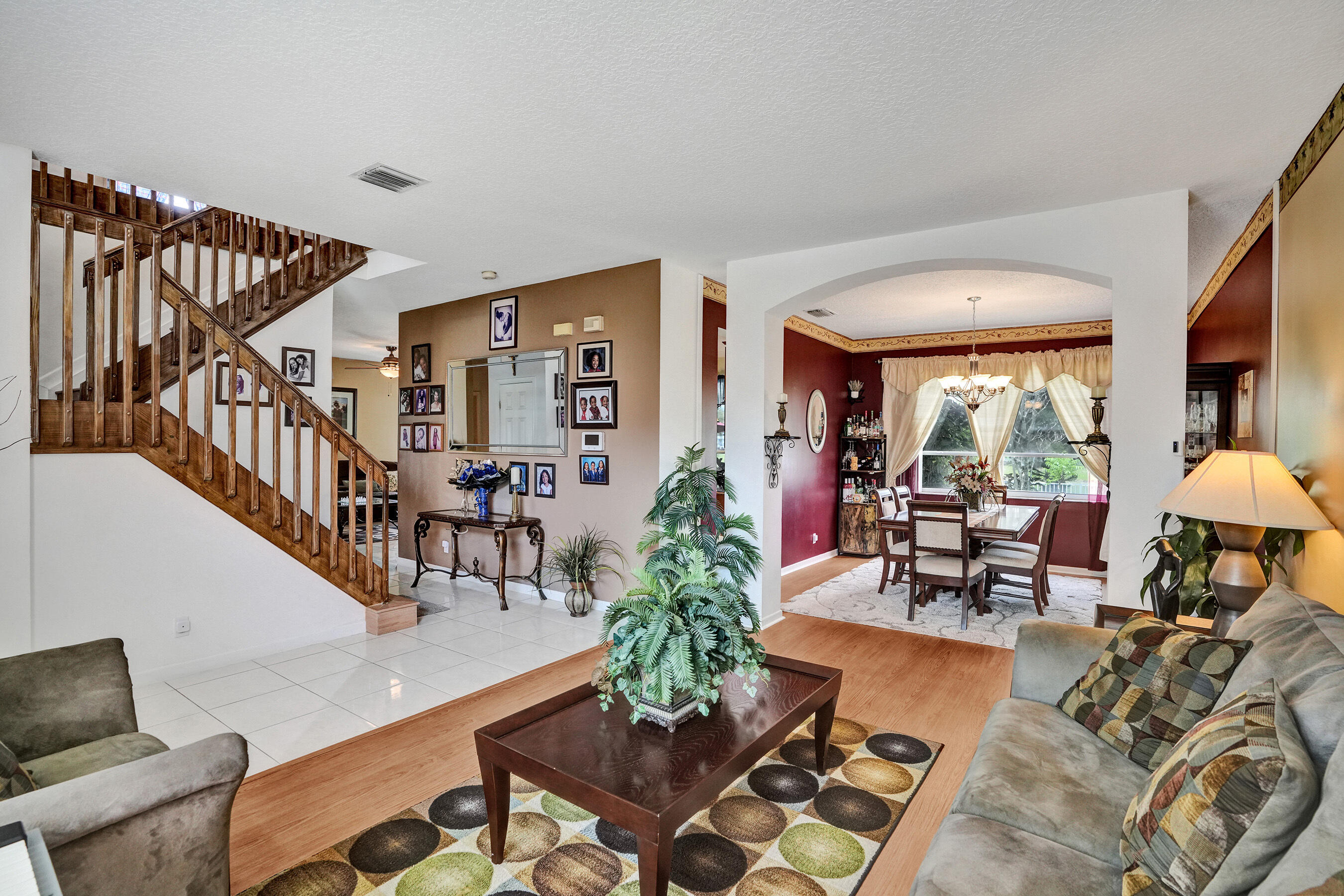 HOLIDAY SPRINGS EAST - Residential