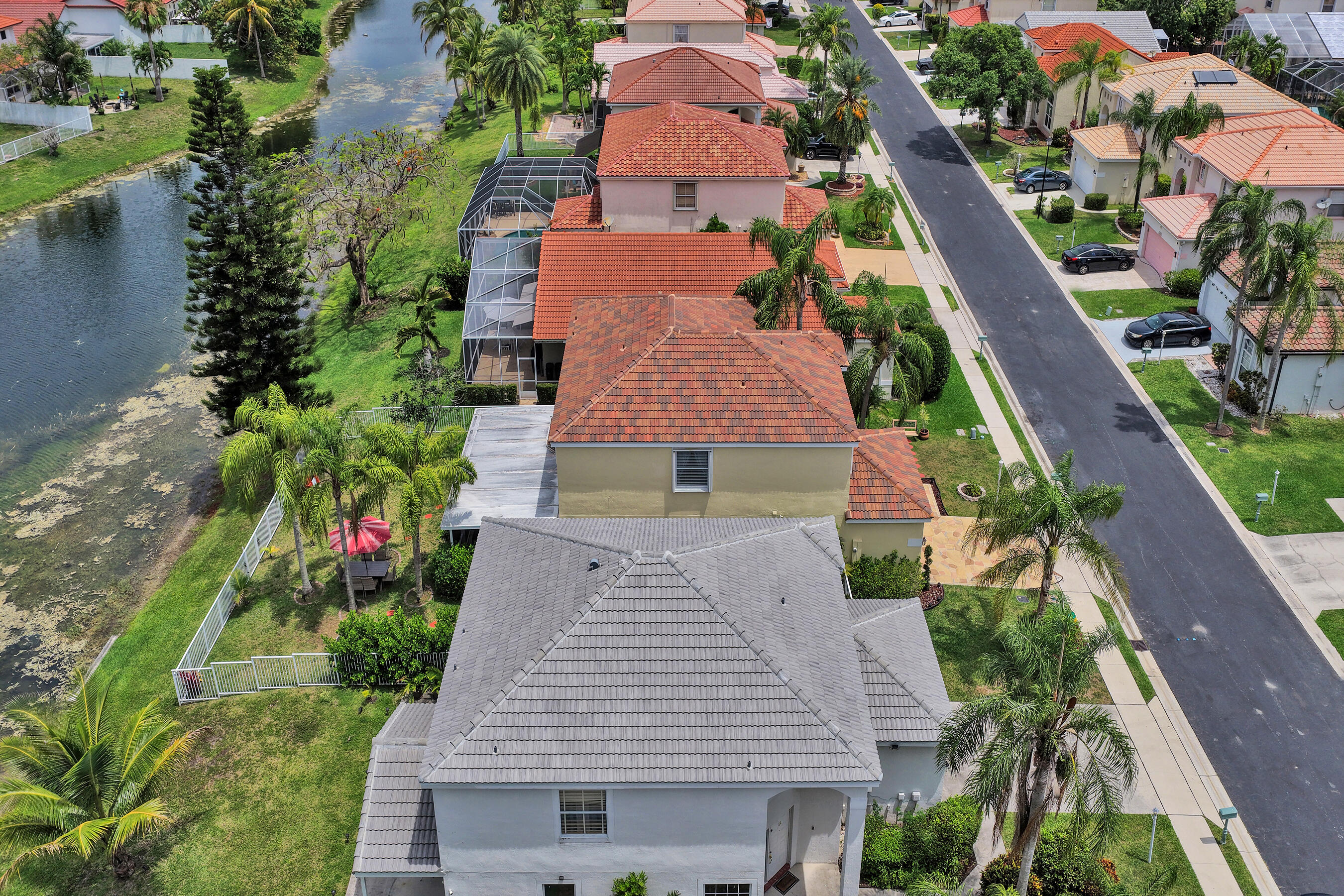 HOLIDAY SPRINGS EAST - Residential