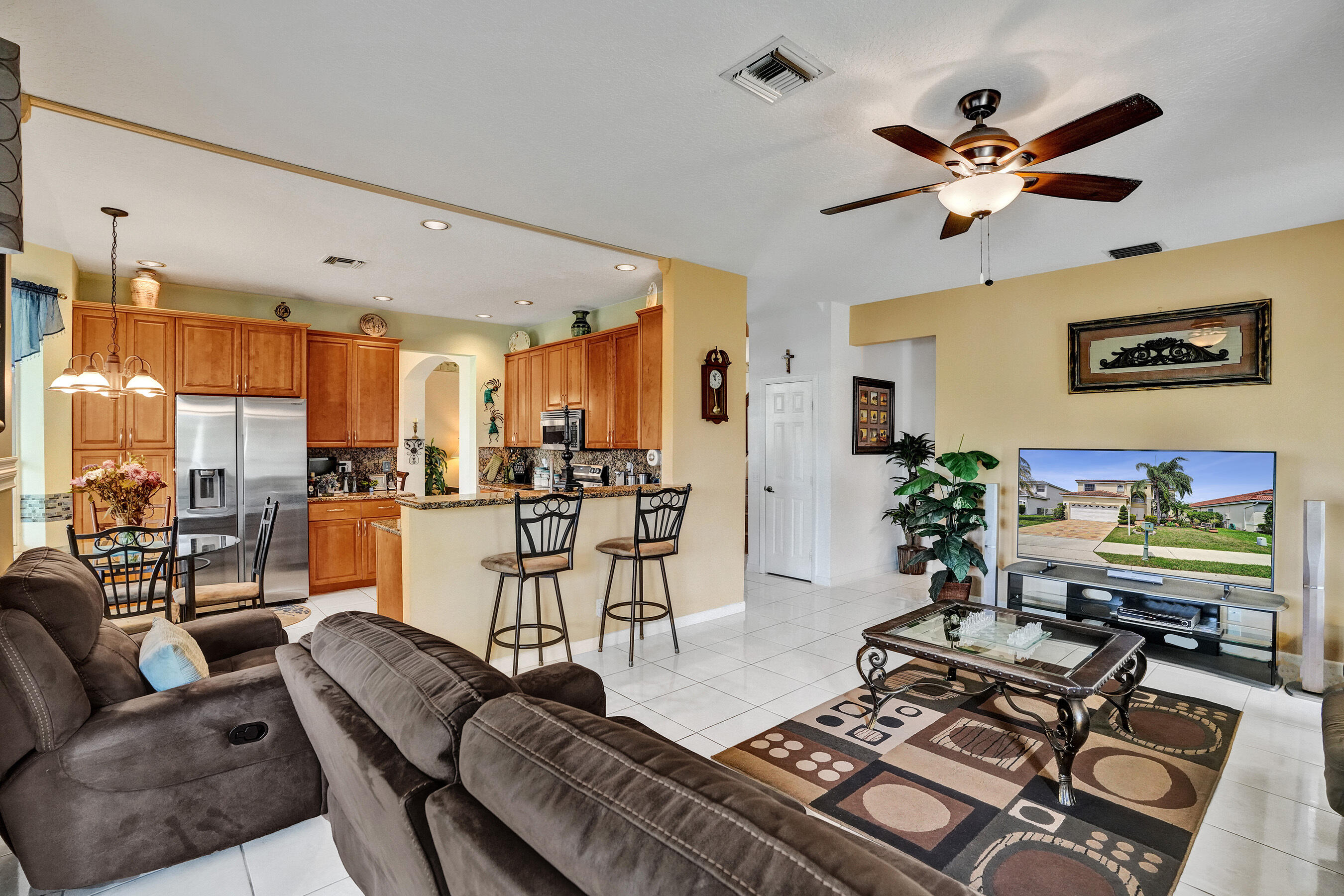 HOLIDAY SPRINGS EAST - Residential