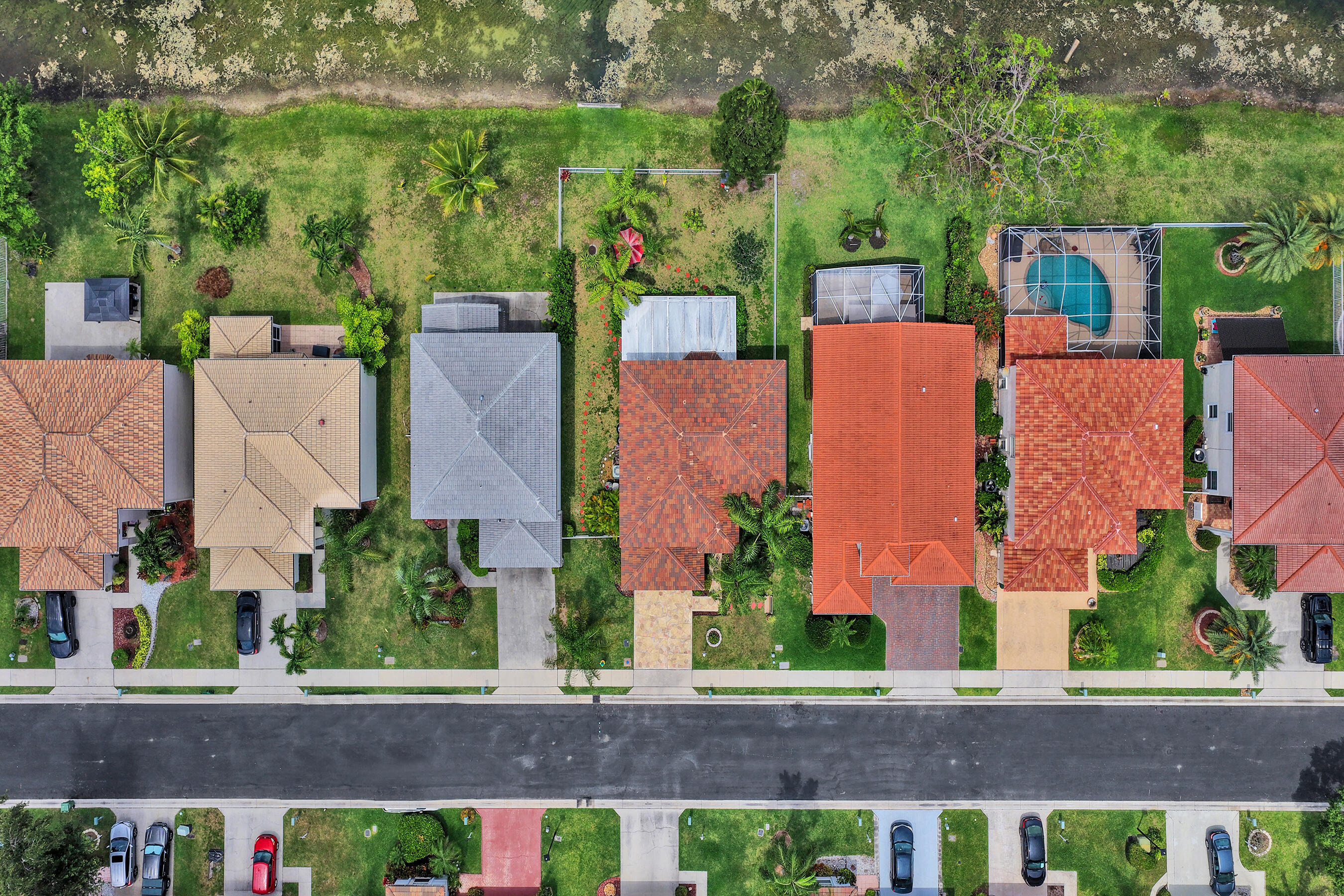 HOLIDAY SPRINGS EAST - Residential