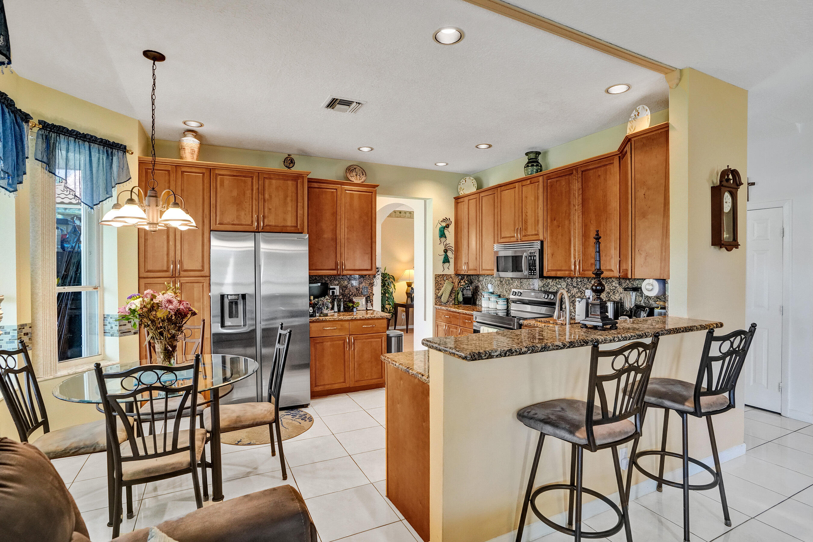 HOLIDAY SPRINGS EAST - Residential