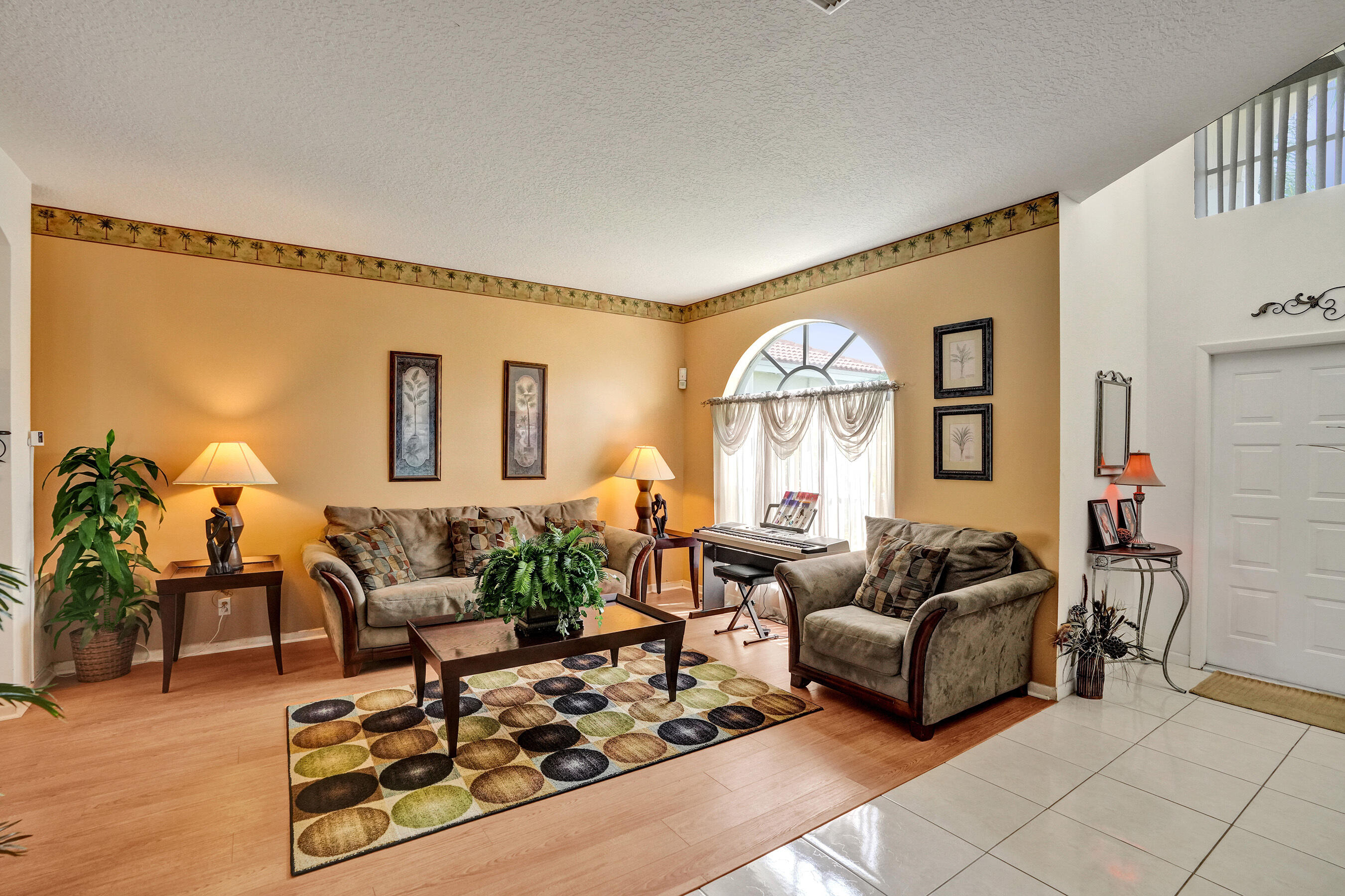 HOLIDAY SPRINGS EAST - Residential