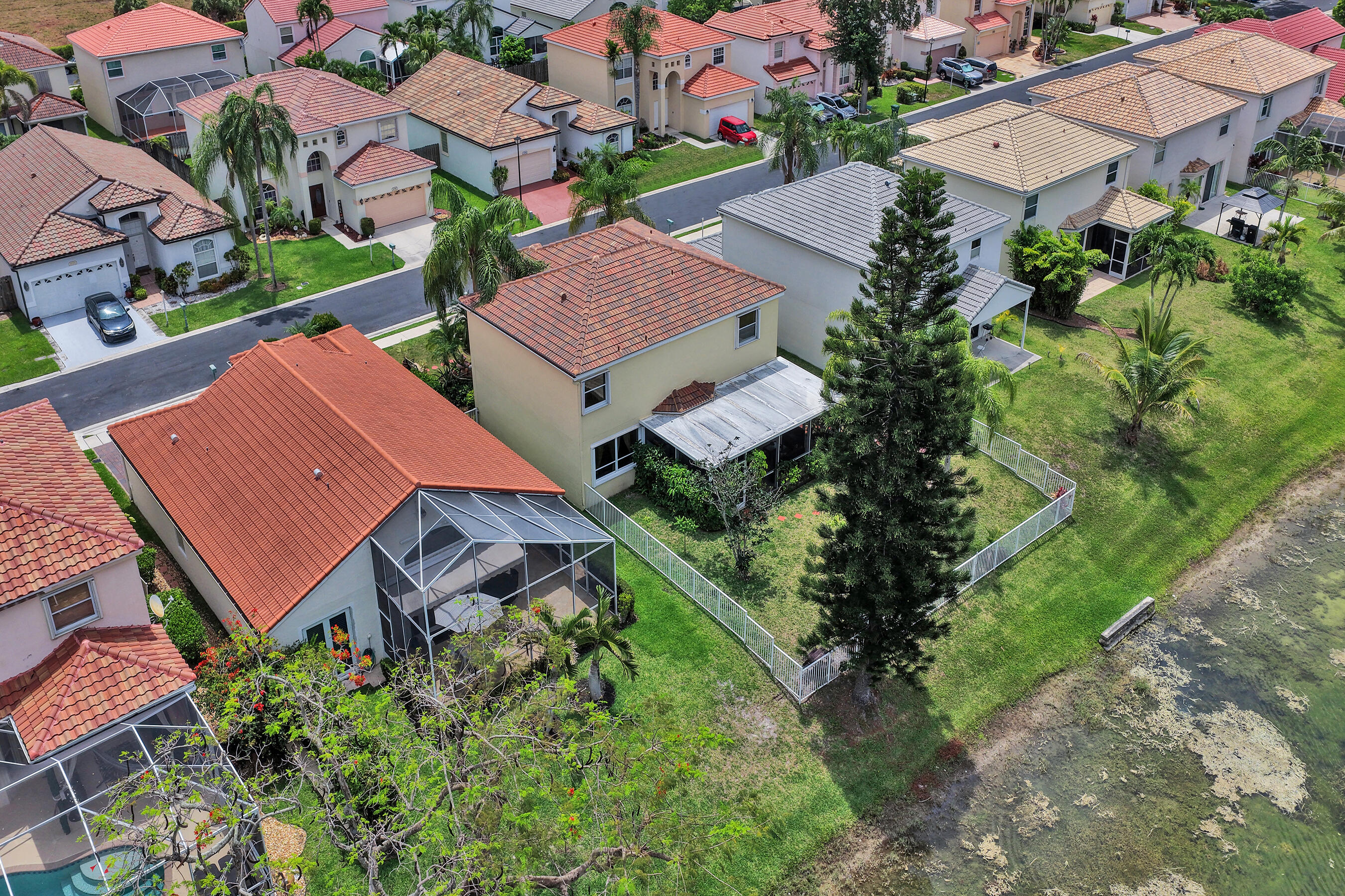 HOLIDAY SPRINGS EAST - Residential