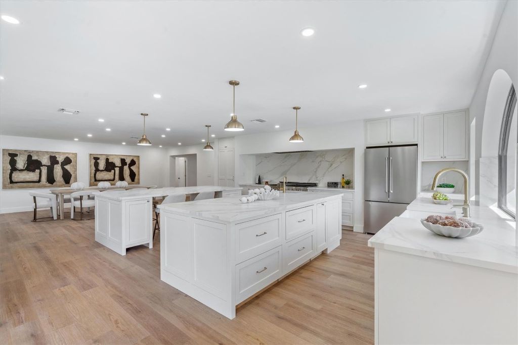 Photo of 4456 Hickory Drive, Palm Beach Gardens, FL 33418 (MLS # F10538766)