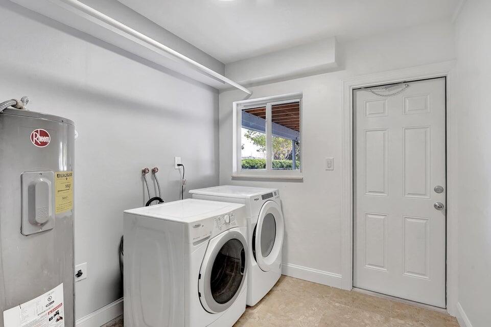 BOYNTON HEIGHTS - Residential Lease