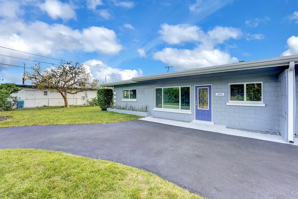 BOYNTON HEIGHTS - Residential Lease